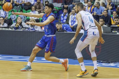 Imagen del partido entre el Silbö San Pablo Burgos y Menorca.