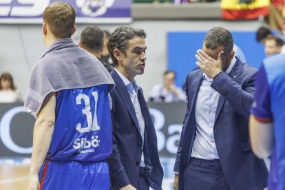 Imagen del partido entre el Silbö San Pablo Burgos y Menorca.