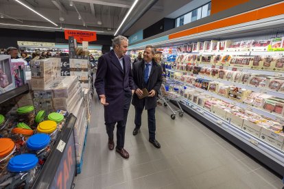 Imágenes de la primera apertura de ALDI en Burgos.