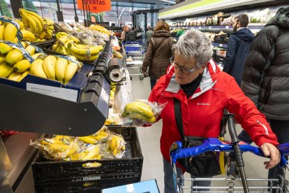Imágenes de la primera apertura de ALDI en Burgos.