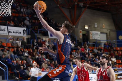 Imagen del partido entre el Grupo Ureta Tizona Burgos y el Cartagena.