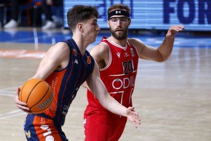 Imagen del partido entre el Grupo Ureta Tizona Burgos y el Cartagena.