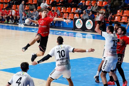 Imagen del partido entre el UBU San Pablo Burgos y el Lanzarote.