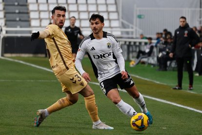 Imagen del partido entre el Burgos CF y el Málaga.