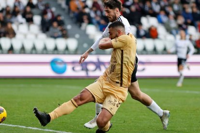 Imagen del partido entre el Burgos CF y el Málaga.