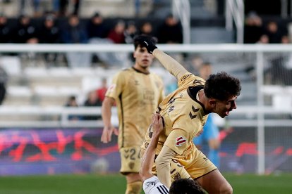 Imagen del partido entre el Burgos CF y el Málaga.