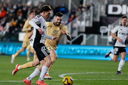 Imagen del partido entre el Burgos CF y el Málaga.