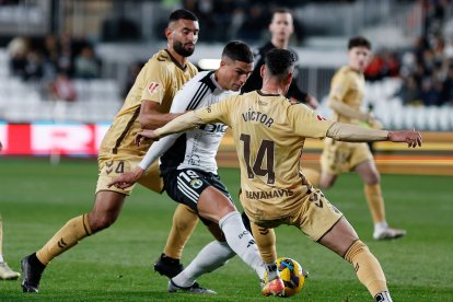 Imagen del partido entre el Burgos CF y el Málaga.
