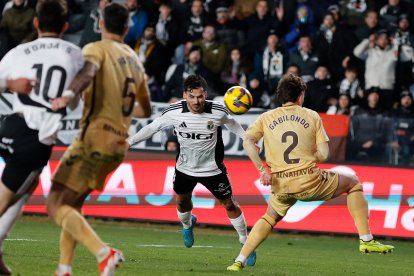 Imagen del partido entre el Burgos CF y el Málaga.