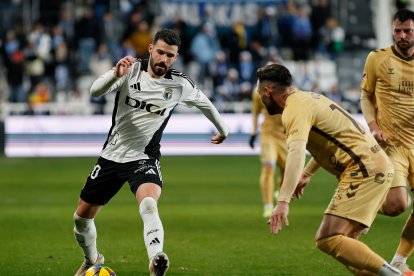 Imagen del partido entre el Burgos CF y el Málaga.