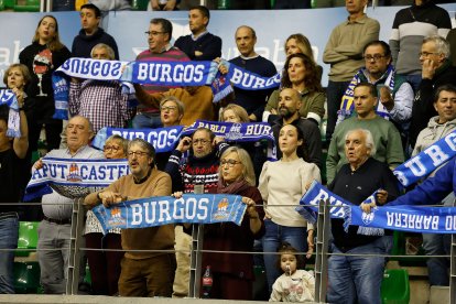 Imagen de aficionados en el Coliseum.