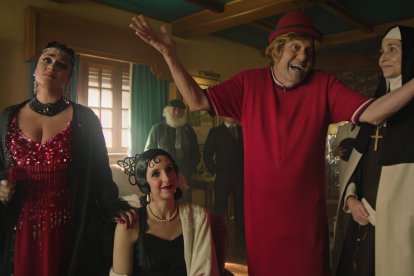 Sara Montiel, Estrellita Castro, Fofó y Santa Teresa, otros personajes que marcaron a la sociedad española en vida y que hoy son recordados con cariño.