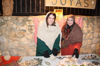 300 personas se visten el 5 de enero creando un ambiente maravilloso