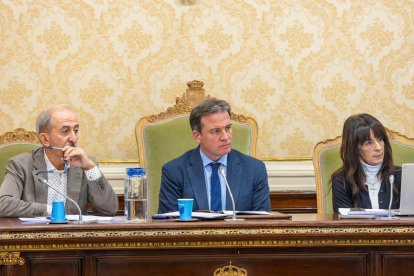 Parte del Equipo de Gobierno Provincial.