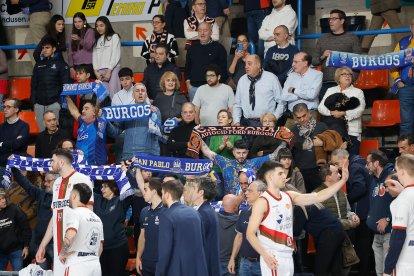 Imagen del partido entre el Silbö San Pablo Burgos y el Grupo Ureta Tizona Burgos.