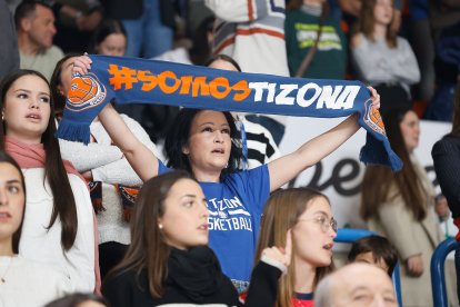 Imagen del partido entre el Silbö San Pablo Burgos y el Grupo Ureta Tizona Burgos.