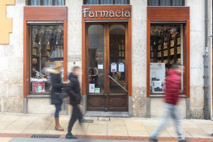 Las farmacias son un servicios sanitario esencial.