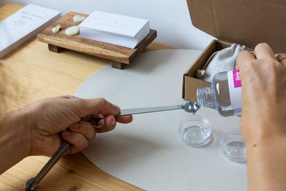 Tu joya de leche materna como la del vestido de Cristina Pedroche, paso a paso.