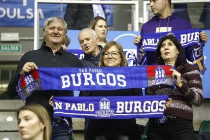 Partidazo en el Coliseum con un gran ambiente en las gradas