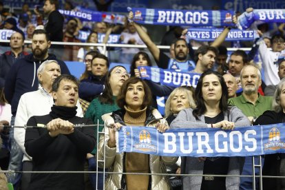 Partidazo en el Coliseum con un gran ambiente en las gradas