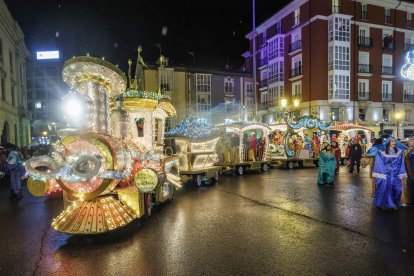 Cabalgata de los Reyes Magos en Burgos 2025.