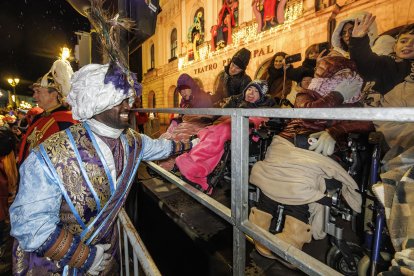 Cabalgata de los Reyes Magos en Burgos 2025.