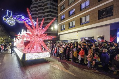 Cabalgata de los Reyes Magos en Burgos 2025.