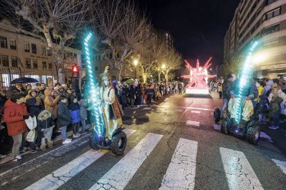 Cabalgata de los Reyes Magos en Burgos 2025.