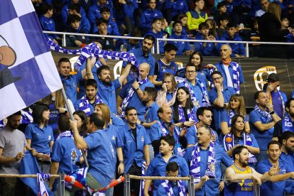 Imagen de la afición en el Coliseum.