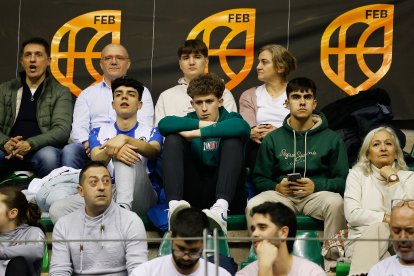 Imagen de la afición en el Coliseum.