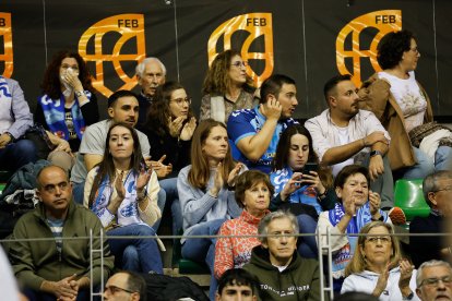 Imagen de la afición en el Coliseum.