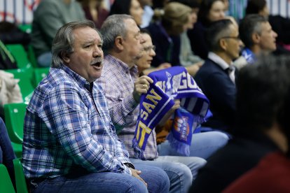 Imagen de la afición en el Coliseum.