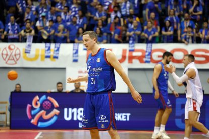 El Silbö San Pablo Burgos estrena el año con título.