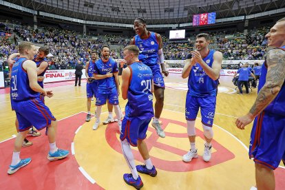 El Silbö San Pablo Burgos estrena el año con título.