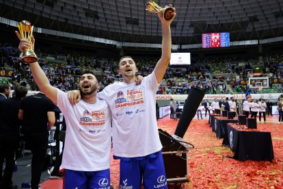 El Silbö San Pablo Burgos estrena el año con título.