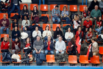 Imagen del partido entre el UBU San Pablo Burgos y el Proin Sevilla.