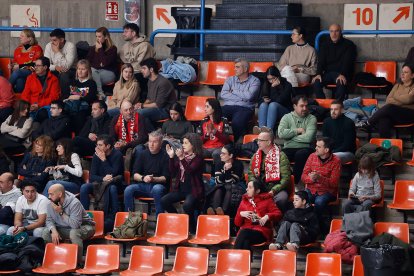 Imagen del partido entre el UBU San Pablo Burgos y el Proin Sevilla.