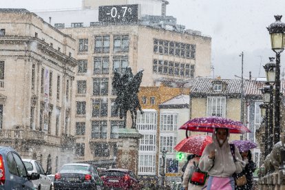 Imagen de la nevada en Burgos.