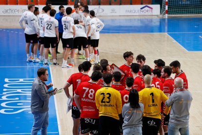 Imagen del partido entre el UBU San Pablo Burgos y Alcobendas.
