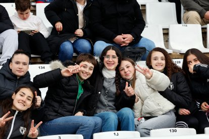 Imagen del partido entre el Burgos CF y el Racing de Santander.