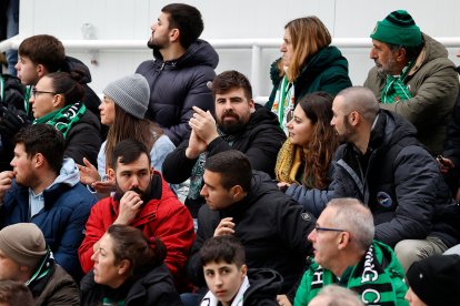 Imagen del partido entre el Burgos CF y el Racing de Santander.