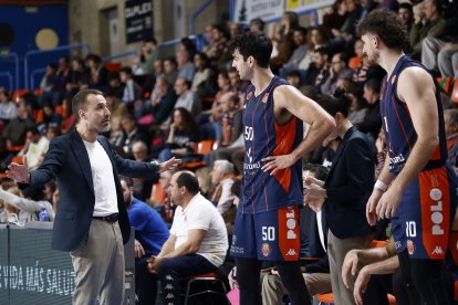 Imagen del partido entre Tizona y Menorca.