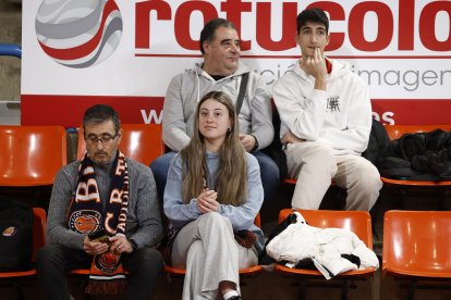 Imagen del partido entre Tizona y Menorca.