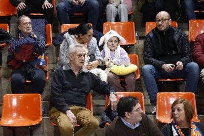 Imagen del partido entre Tizona y Menorca.