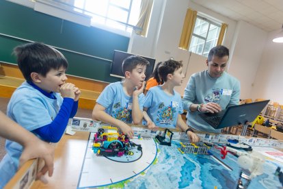 Instante de la First Lego League 2025 en Burgos.