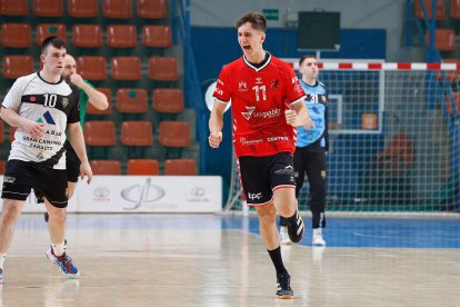 Imagen del partido entre el UBU San Pablo Burgos y Zarautz.