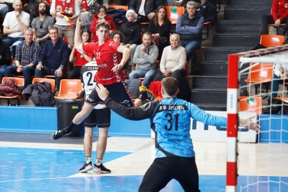 Imagen del partido entre el UBU San Pablo Burgos y Zarautz.