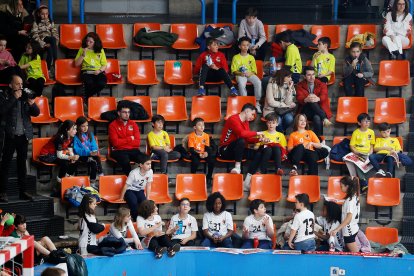 Imagen del partido entre el UBU San Pablo Burgos y Zarautz.