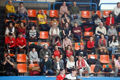 Imagen del partido entre el UBU San Pablo Burgos y Zarautz.