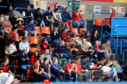 Imagen del partido entre el UBU San Pablo Burgos y Zarautz.